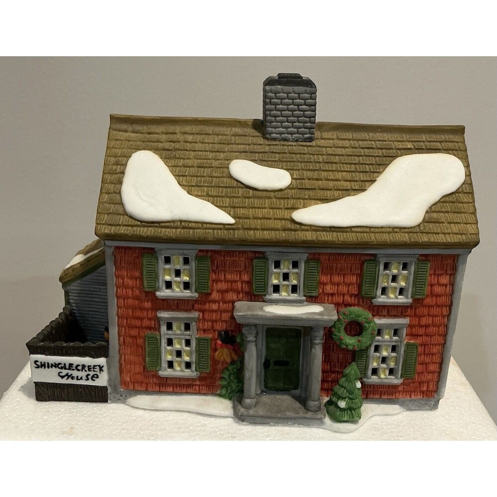 Dept 56 New England Village  'Shingle Creek House” #59463 With Box